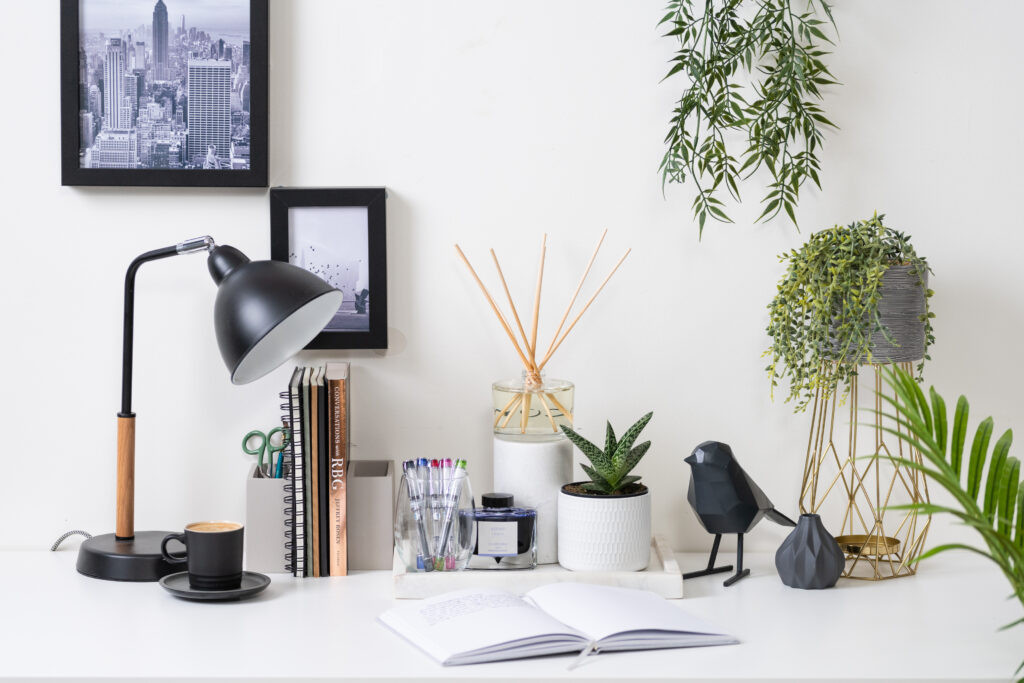 Clean desk space featuring PILOT Prera Fountain Pens and Iroshizuku Ink.